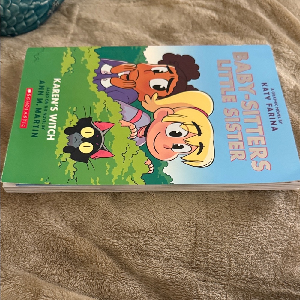 Scholastic Baby-Sitters Little Sister: Karen's Witch Graphic Novel - Picture 4 of 4